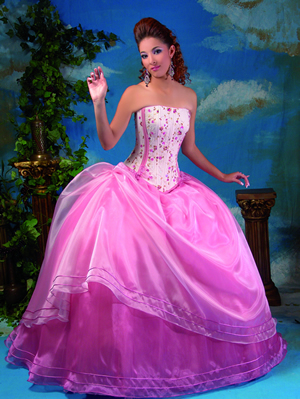 Vestido de 15 años Rosa estilo princesa