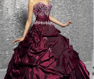 vestido de 15 color burgundy